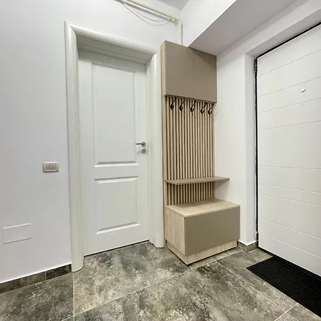 No 604 Apartament *
