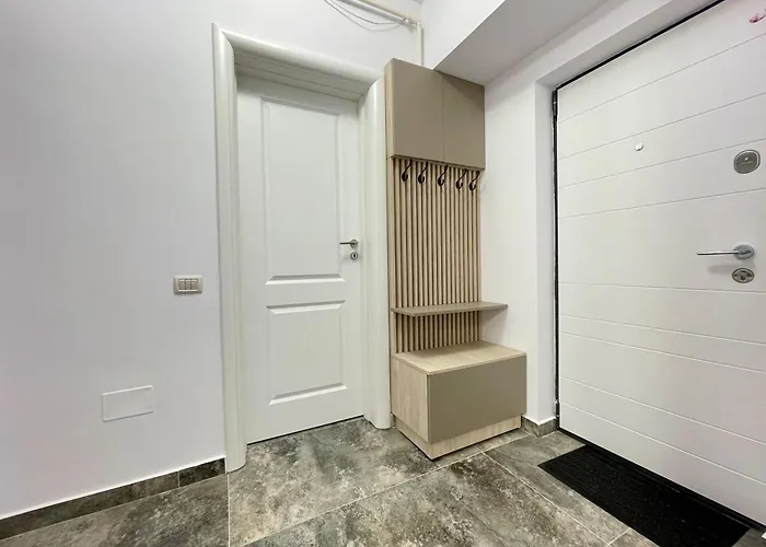 No 604 Apartment *