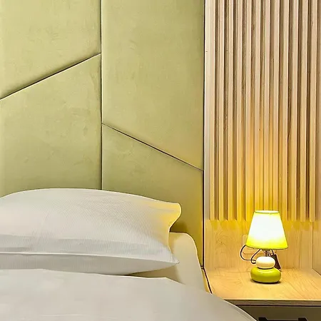 Apartamento No 604 *